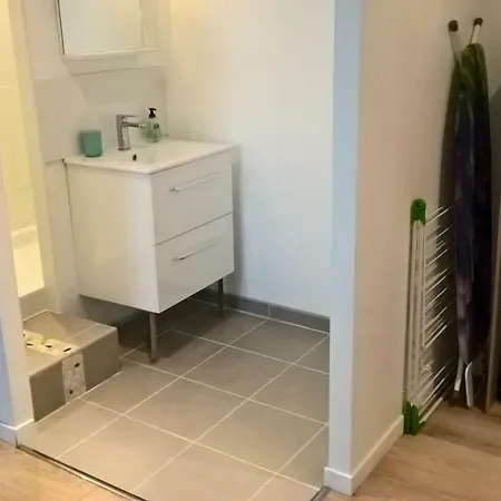 Rent4night Europole Apartment *